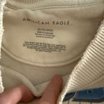 American Eagle  Bob Marley Crewneck Photo 1