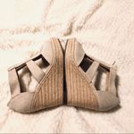 A New Day Beautiful wedges! Size 6 Tan Photo 4