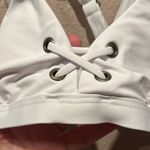 New Krimson Klover Women’s White Nalu Bikini Top Size Small NWT Photo 3