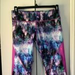 Pink Lotus Purple & Pink Patterned Cropped Workout Leggings - Size Large Photo 0