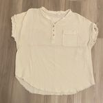 la miel Cream Creped Linen Short Sleeve ButtonUp Top Size M from Flaunt Boutique Size M Photo 0