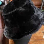Jessica Simpson NWT Beautiful Faux Fur Bucket Hat Photo 1