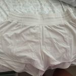 Lululemon  Shorts Hotty Hot 2.5" creme  Photo 0