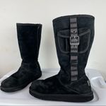 UGG  1895 Retro Cargo Tall Zip Black Suede Leather Warm Lined Boots Sz 7 Photo 4