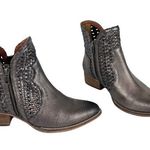 Seychelles Anthropologie Silver Metallic Leather Western Ankle Booties Sz 7 Photo 0