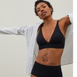 Everlane The Invisible Bra Photo 0