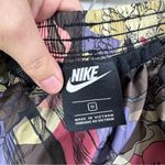 Nike  Women’s Floral Shorts Size 1X Photo 3