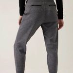Athleta Venice Jogger in Grey Size Small Photo 0