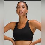 Lululemon  Energy Bra High Support Size 32DD Black Sports Bra Wireless Workout Photo 3