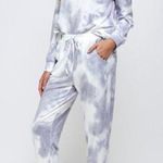 VICI SUNDAY MORNINGS LIGHT SWEATSHIRT TOP Photo 0