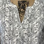 Jane and Delancey  Black & White Floral Popover Top Photo 1