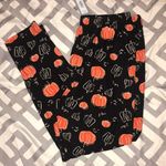 Apt. 9 NWT  Pumpkin Leggings Petite Sz Medium Photo 0