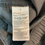 Old Navy  High Rise OG Chino Pants Women's Size L Dark Grey Cropped Elastic Waist Photo 3