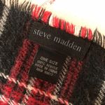 Steve Madden Blanket Scarf Fringe Fuzzy Soft Plaid Black Red 28.5x84 Photo 2