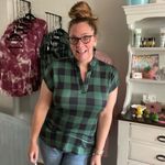 Heimish USA Green & Black Buffalo Check Top | NWT | Soft & Stretchy Small Photo 1