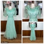 Elegant Vintage 1970s Mint Green Ruffled Bridesmaid/Prom Gown! Size XS Photo 1