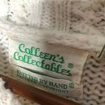 Vintage 1990’s white with pink rose floral sweater Size M Photo 2