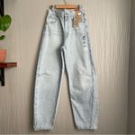 Levi's Women's Cinch Barrel Jeans Size 26 Photo 3