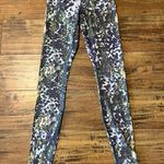 Lululemon Wunder Under Luxtreme Floral Sport Leggings Size 2 EUC 29” Photo 3