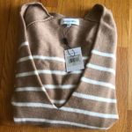 Solid & Striped NWT  The Lowell sweater Photo 8