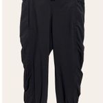 Athleta Black La Viva Cropped Capri Mid Rise Jogger Pants Size 2 Photo 2