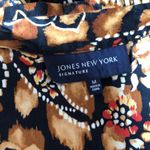 Jones New York  Signature Button Down Shirt Size M Photo 7
