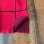 Tahari  Knit Top 1X Red Black Short sleeves Cuffed Thick Warm Business Casual Photo 3