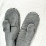 Lululemon Ribbed Merino Wool-Blend Knit Mittens Gull Grey Knit Mittens XS/S Photo 4
