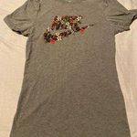 Nike Floral T-Shirt Photo 0