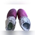 Isotoner Womans  Slipon Slide Slippers 8.5/9 Maroon Cuff NWOT Photo 1