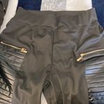 Chic Me NWOT leather like leggings Photo 6
