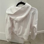Vuori  Classic White Zip-Up Jacket Photo 4