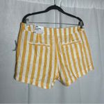 Old Navy NWT Linen Blend Everyday Short Yellow & White Striped Size 8 Photo 1