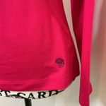 Mountain Hardwear Long Sleeve V-Neck Performance Shirt Women's XS Pink Athletic Photo 1