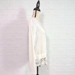 Simply Vera Vera Wang Lace Hem 2Fer Top White Knight Size Small NWT Photo 2