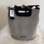 Armani Exchange Authentic Woven Zig Zag Bag Photo 10