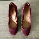 Clarks  Chunky Round Toe Heel in Burgundy Suede Leather - Size 6 Photo 2