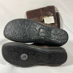 BORN VIRGINIA WOMANS TALL RIDING BOOT WIDE CALF W/BUCKLES SZ 7M VEGAN BROWN NEW Photo 14