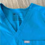 FIGS  scrub top Photo 1