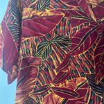 Ellen Tracy  100% Silk Vintage Tropical button down V neck blouse size 4 Photo 3