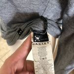 Oakley  long‎ sleeve top Photo 6