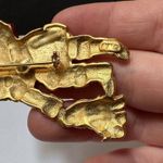 Signed JJ Christmas Holiday Brooch Pin Gold Tone/Red Enamel Santa Claus With Dog Photo 5