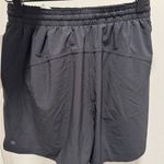 Lululemon NWT  - Pace Rival High-Rise Short 5" - $68 - Size 4 Photo 7