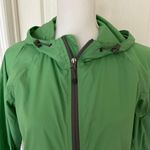 Eddie Bauer Woman’s Zip Up Green Windbreaker, Sz S Photo 1