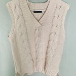 Cream Sweater Vest Photo 0