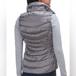 The North Face Women’s Aconcagua Vest II Shiny Mid Grey Size S NWT Photo 1