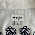Wrangler  Piped Western Shirt Vintage White Snap Front Embroidered Long Sleeve Photo 5