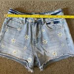 Angel Kiss Blue Denim Jean Shorts with White and Yellow Embroidered Flowers, Size 0/24 Photo 8