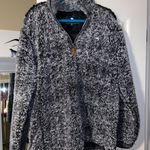 The Southern Shirt Company Black And White Sherpa Photo 0