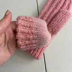 EUC women’s double knit pink warm winter mittens gloves accessories fashion‎ Photo 3